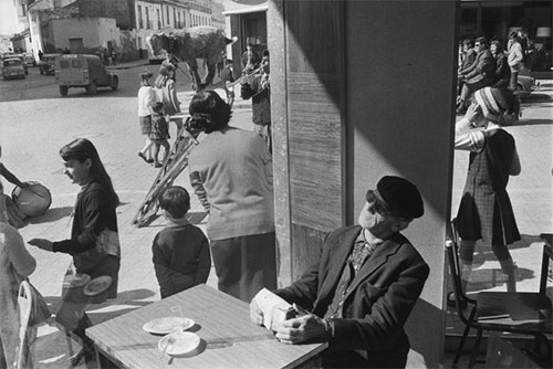 foto Joel Meyerowitz bar Malaga Spagna