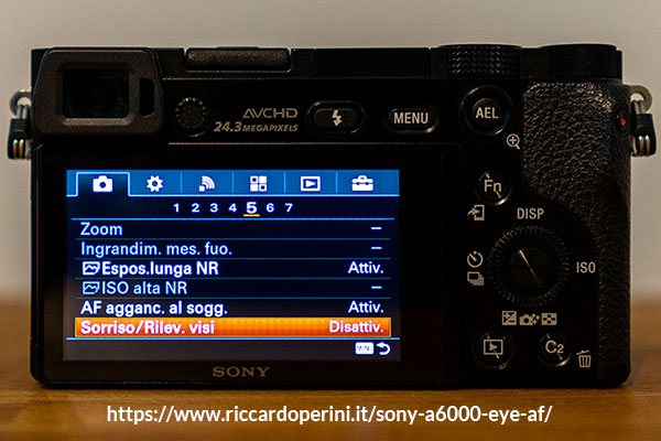 fotocamera Sony a6000-menu sorriso rilevamento visi