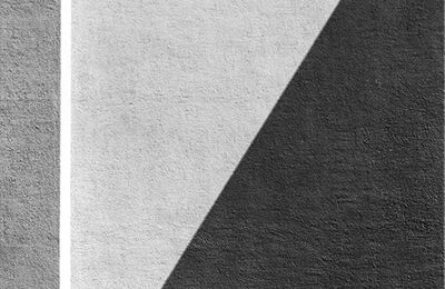 Foto Approaching Shadow di Fan Ho